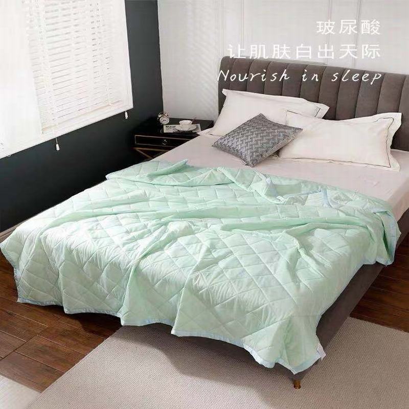 純色滌綸絎縫夏季被子 制造商,純色滌綸絎縫夏季被子 工廠,供應 純色滌綸絎縫夏季被子