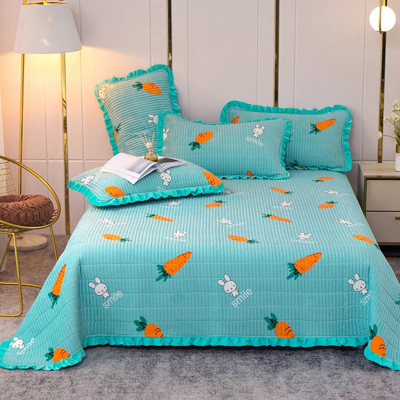 decorative border bed cover