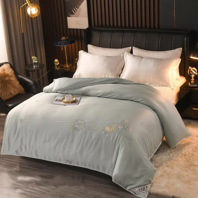 刺繡桑蠶絲厚重冬被 制造商,刺繡桑蠶絲厚重冬被 工廠,供應 刺繡桑蠶絲厚重冬被