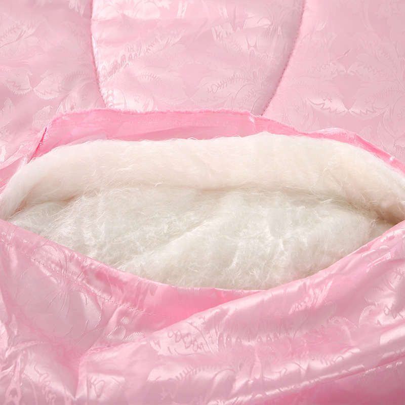 純色仿真絲面料滾花冬被 制造商,純色仿真絲面料滾花冬被 工廠,供應 純色仿真絲面料滾花冬被